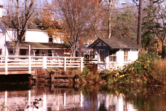 Canal bldg north (October)