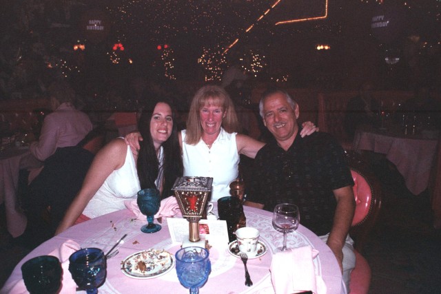 Gayle Mom and Dad at Inn