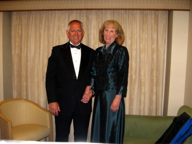 Formal wear 0767