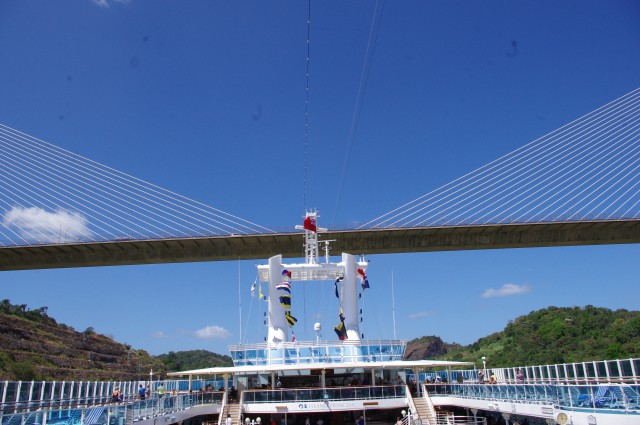 Centennial Bridge n ship 8026